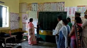 HARDOI NEWS: शिक्षा राजयमंत्री ने देखा गृह जिले में शिक्षकों का निकम्मापन, बच्चें नहीं बता पाए मामूली सवाल, बड़ी कार्रवाई की उम्मीद