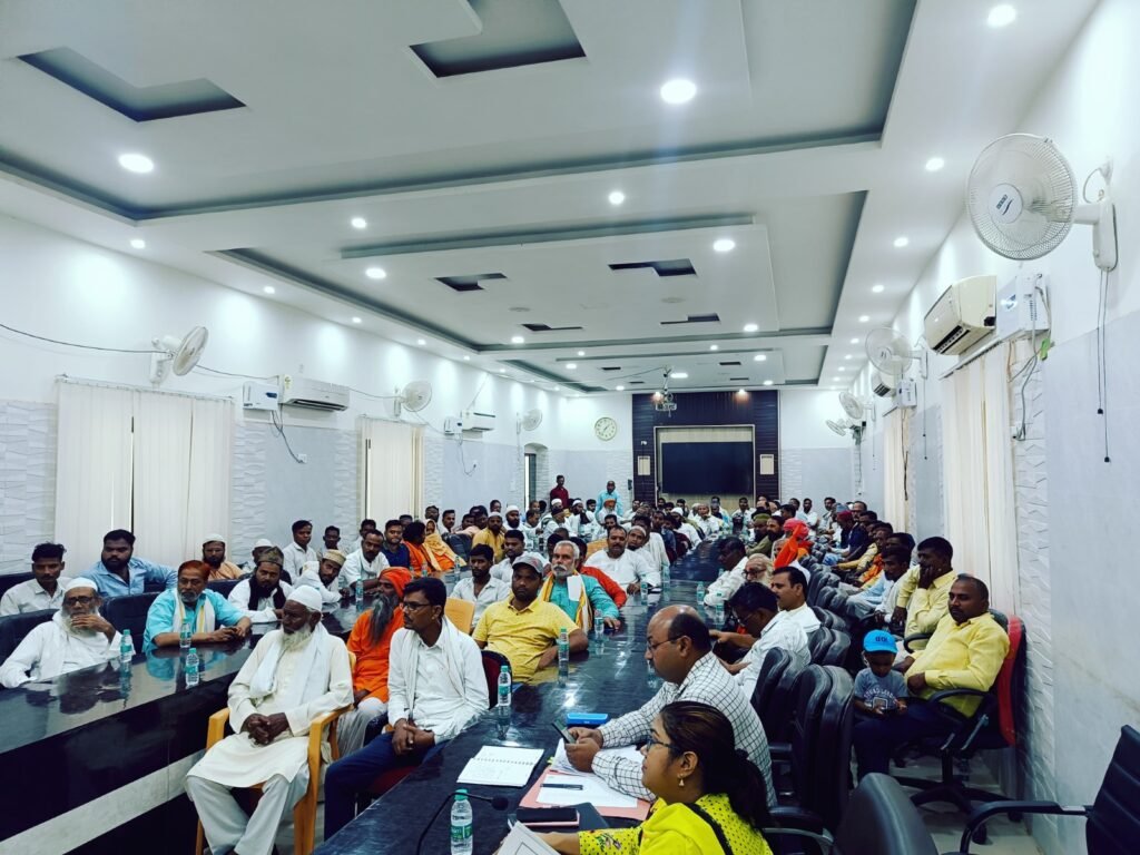 Hardoi News: Alert regarding festivals...big action will be taken if there is any disturbance